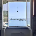 La Nicolina